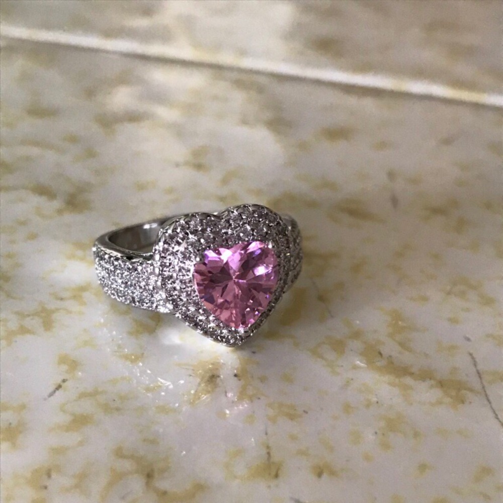 Heart bling ring